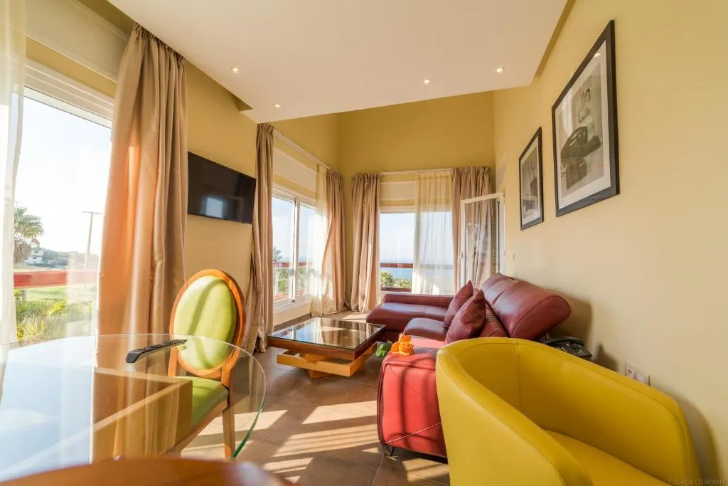 Two-Bedroom Suite Apartment